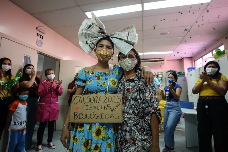 Crislane Silva trata de uma leucemia e foi aprovada no vestibular. (Foto: Rodrigo Pinheiro / Ag. Pará)