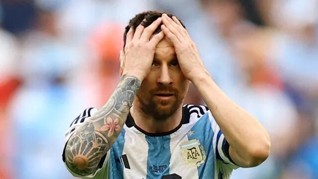 Messi marcou o primeiro gol e depois "sumiu" no jogo. (Foto: Reuters)