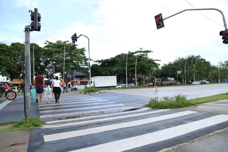 Belém recebeu ações de sinalização vertical e horizontal em 2021. (Foto: Mácio Ferreira / Agência Belém) 