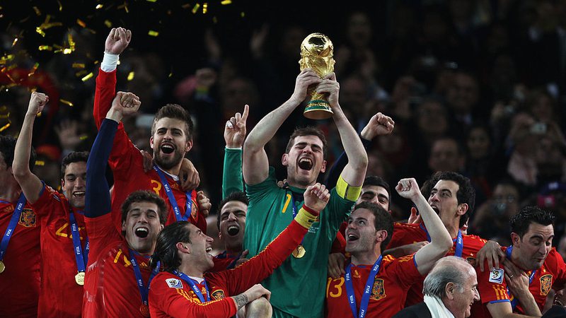 A Espanha conseguiu chegar ao primeiro titulo mundial em 2010. (Foto: Getty Images)