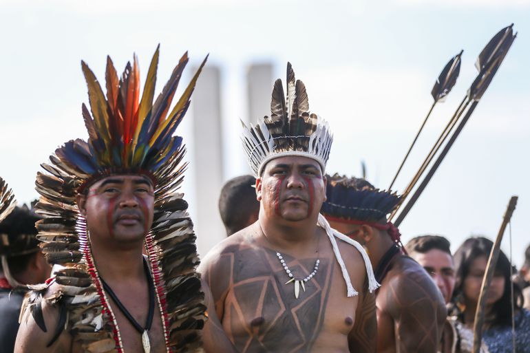 Há, no Brasil, quase 900 mil índios. (Foto: José Cruz / Ag. Brasil)
