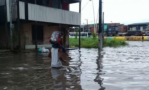 Famílias atingidas por enchentes têm direito a um salário mínimo, no Pará